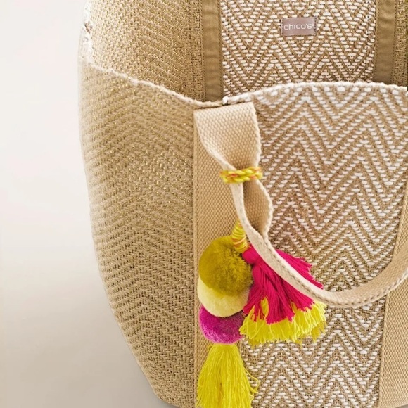 NEW Chico’s Woven Metallic Straw Tote Beach Bag Pom Tassel Large Natural Chevron - Picture 2 of 3